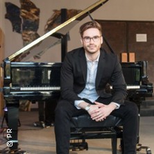 Rote Rosen mit Lukas Natschinski - Erinnerungen an Gerd Natschinski