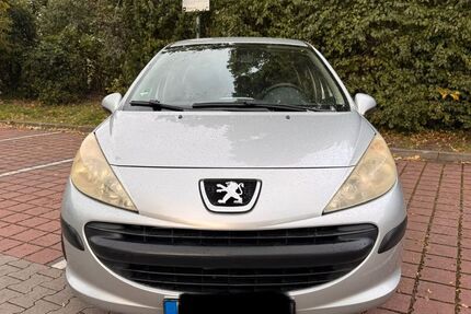 Peugeot 207 152.420 km 3.000 &euro; Berlin 12157