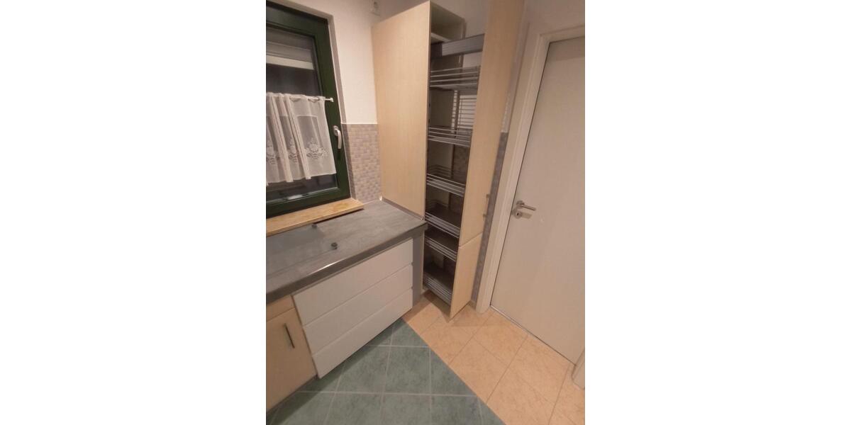 Etagenwohnung Potsdam Drewitz - 3 Zimmer, 112 m&sup2;, 2.050&euro; | Angebot:25300861