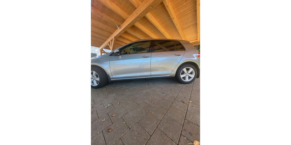 VW Golf 50.600 km 10.200 &euro; Potsdam 14473
