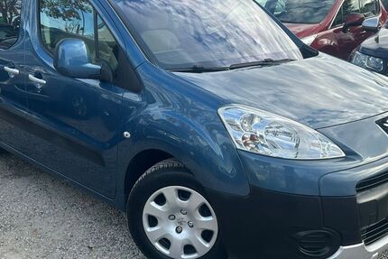 Peugeot Partner 103.843 km 5.990 € Berlin 13089