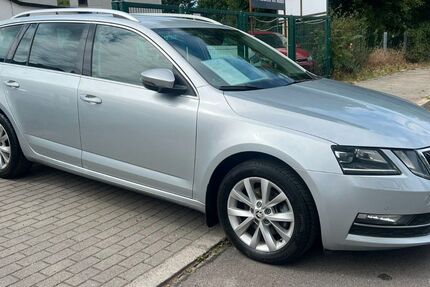 Skoda Octavia 230.000 km 10.490 &euro; Berlin 12349