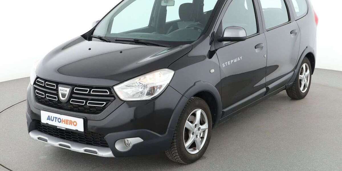 Dacia Lodgy 31.758 km 14.550 &euro; Berlin 14059