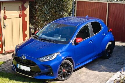Toyota Yaris 40.400 km 18.950 &euro; Berlin 13403