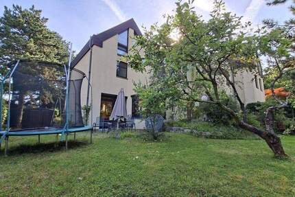 Großzügiges Reihenendhaus mit schönem Südwestgarten in Berlin-Lankwitz 6 zimmer