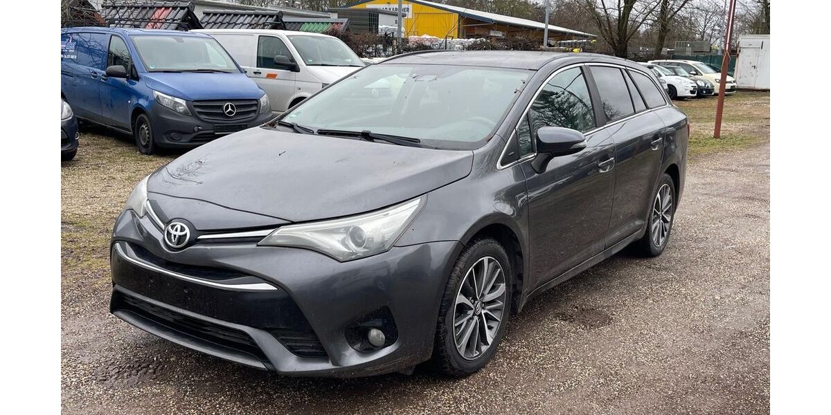 Toyota Avensis 290.000 km 7.299 &euro; BERLIN 13409