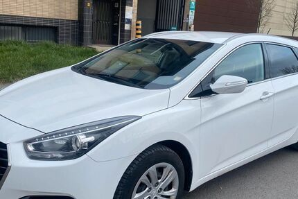 Hyundai i40 116.600 km 9.500 &euro; Berlin 12435