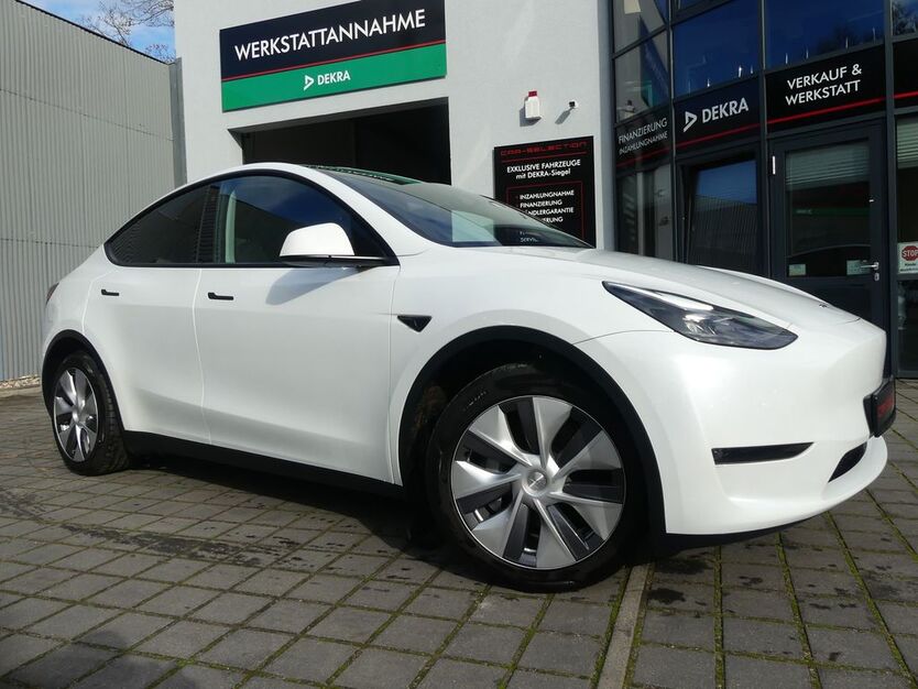 Tesla Model Y 21.312 km 39.800 € Berlin 13156