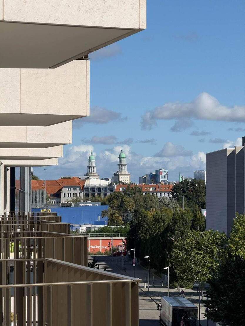 Urbanes Wohnen vis-à-vis der Spree - direkt an der East Side Gallery 2 zimmer