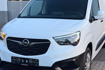 Opel Combo 83.692 km 9.800 &euro; Berlin 12351