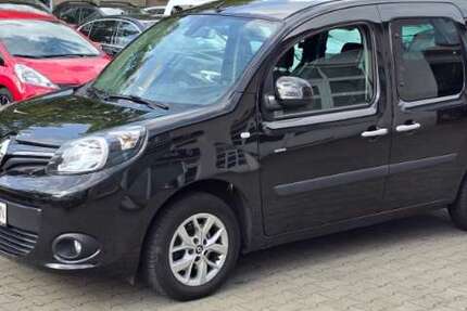Renault Kangoo 88.379 km 16.890 € Berlin - Steglitz 12247