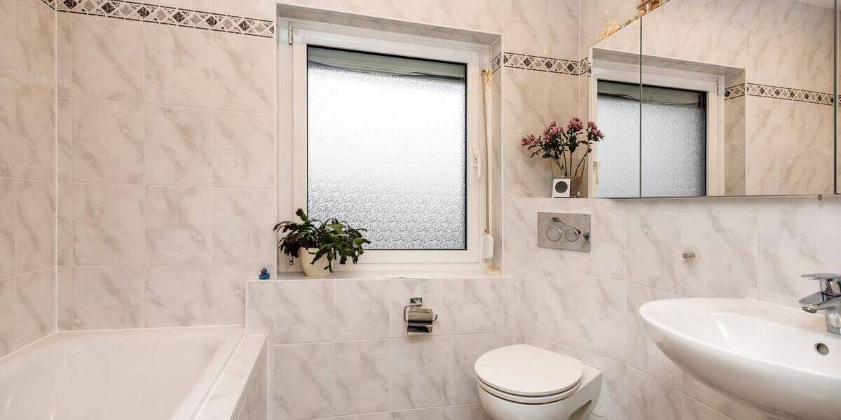 Reihenmittelhaus Berlin Buckow - 3 Zimmer, 80 m&sup2;, 349.000&euro; | Angebot:26863051