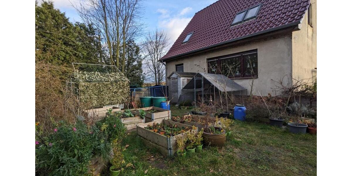 Einfamilienhaus Trebbin - 4 Zimmer, 110 m&sup2;, 110.000&euro; | Angebot:23289508