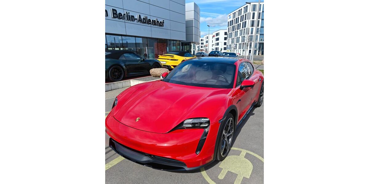 Porsche Taycan 85.951 km 64.900 &euro; Potsdam 14482