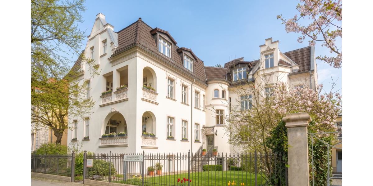 Etagenwohnung Potsdam Berliner Vorstadt - 5 Zimmer, 202 m&sup2;, 3.500&euro; | Angebot:26286087