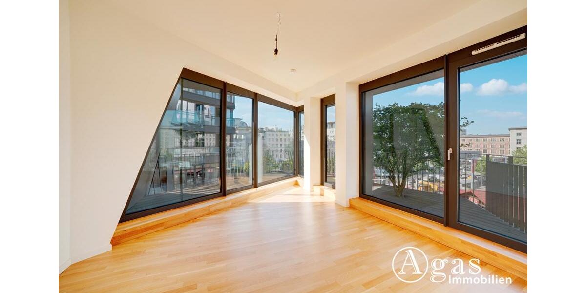 Highlight-Wohnung mit 4 Zimmern, ca. 120m², EBK und umlaufendem Balkon mit Panoramablick in Berlin-Mitte! 4 zimmer