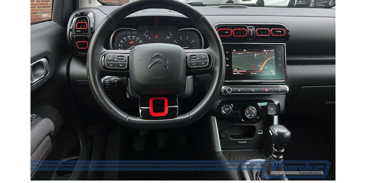 Citroen C3 Aircross 1.6 BlueHDi 120 Shine*HUD*Sound*NAV* 95.785 km 9.990 &euro; Berlin 13187