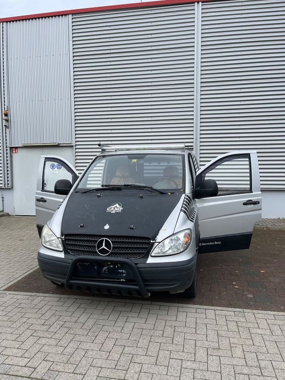 Mercedes-Benz Vito 220.000 km 4.900 € Berlin 12349