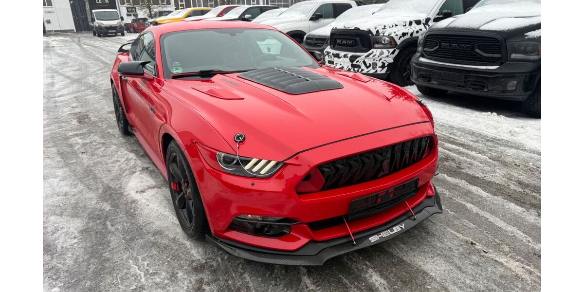 Ford Mustang 126.000 km 18.990 &euro; Berlin 12277