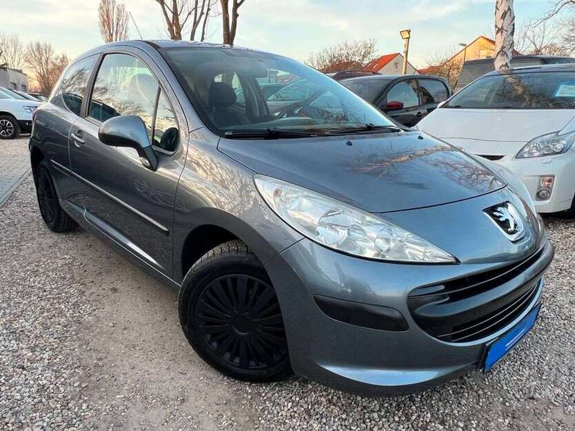 Peugeot 207 134.294 km 2.490 € Berlin 13089