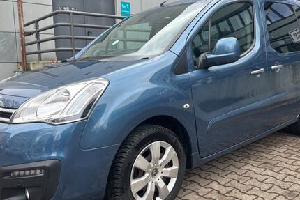 Citroen Berlingo 144.280 km 8.980 &euro; Berlin 13353