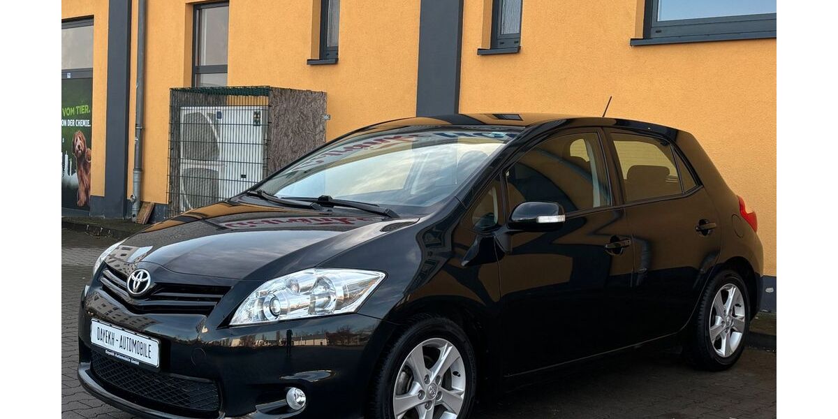 Toyota Auris 69.400 km 7.980 € Berlin 13587
