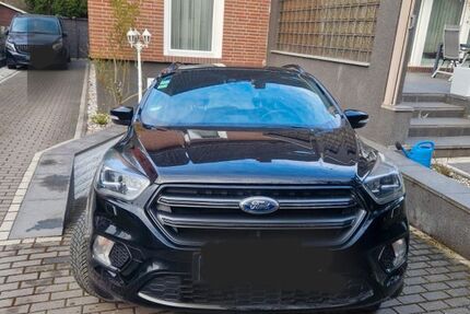 Ford Kuga 104.490 km 13.200 &euro; Berlin 12355
