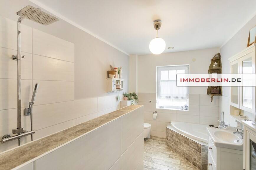 Bungalow Trebbin Klein Schulzendorf - 4 Zimmer, 140 m&sup2;, 690.000&euro; | Angebot:26305920