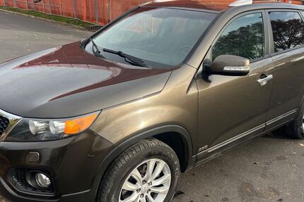 Kia Sorento 322.000 km 4.950 € Berlin 12057