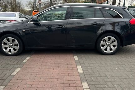 Opel Insignia 198.000 km 5.900 &euro; Berlin 12353