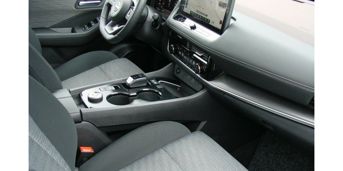 Nissan X-Trail 1.5VC-T ePower e4orce N-Connecta Pano Head 12.897 km 32.980 &euro; Falkensee 14612