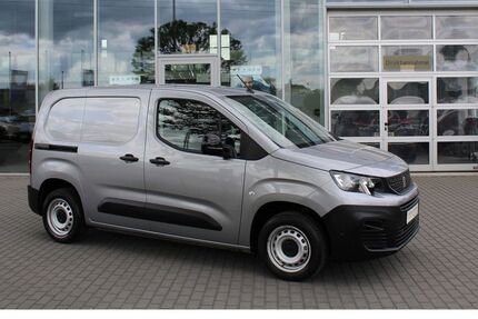 Peugeot Partner 32.039 km 15.499 &euro; Potsdam 14482