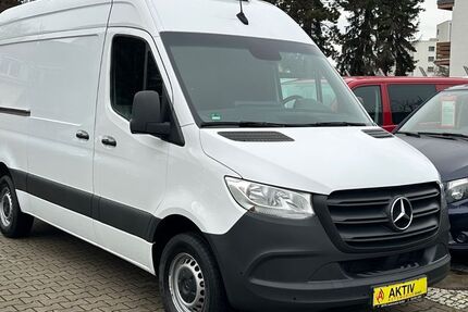 Mercedes-Benz Sprinter 217.748 km 32.850 &euro; Berlin-Rudow 12357