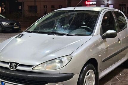 Peugeot 206 102.000 km 2.290 € Berlin 13509