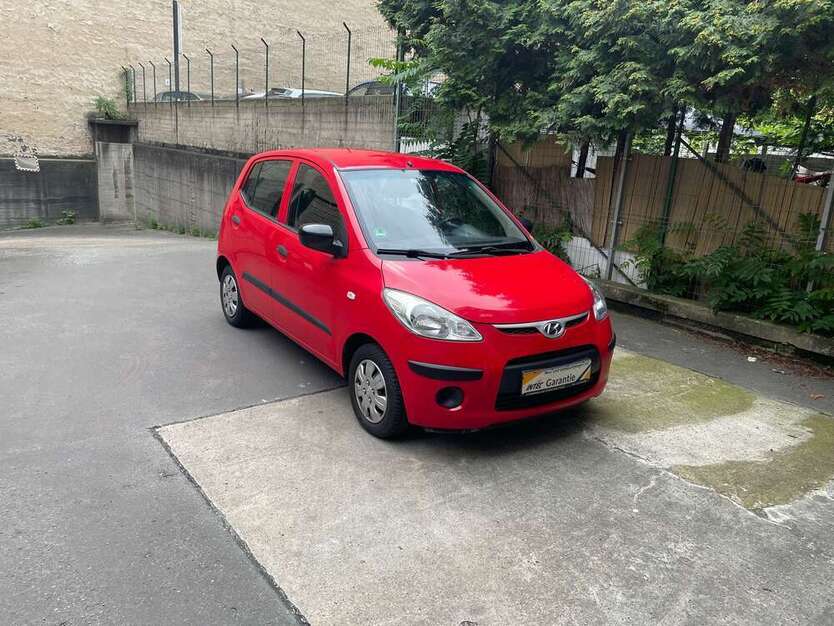 i10
