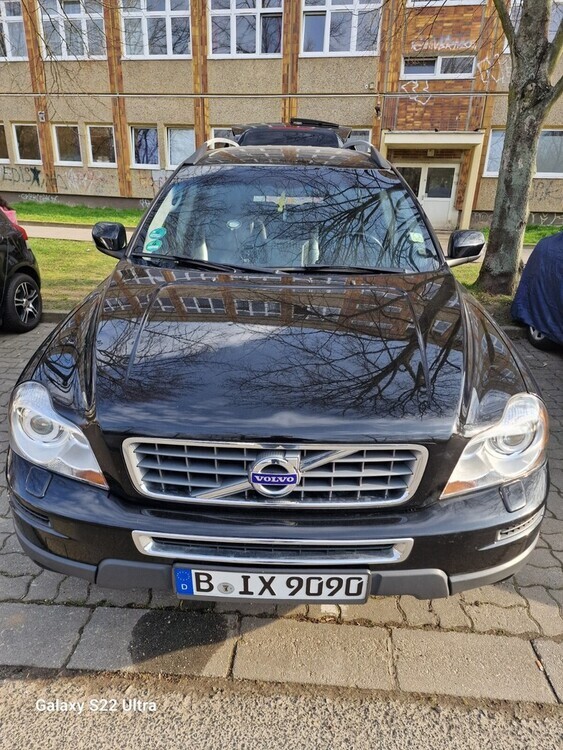 Volvo XC 90 188.000 km 11.000 € Berlin 10178