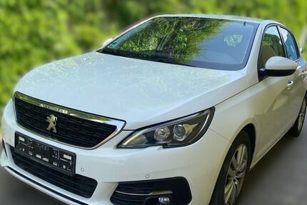 Peugeot 308 208.860 km 6.900 &euro; Berlin 12347