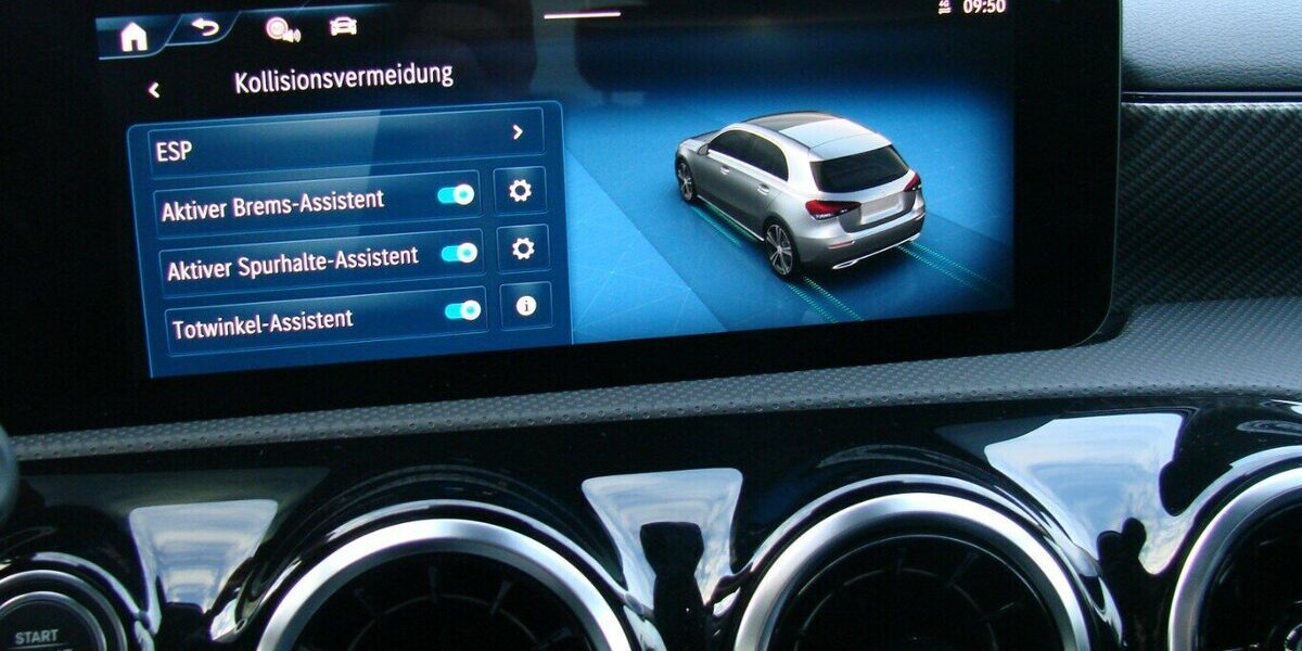 Mercedes-Benz A 200 d Urban Progressive DISTRONIC Pro LED Kamera 6.381 km 29.780 &euro; Falkensee 14612