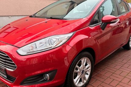 Ford Fiesta 103.000 km 8.950 € Berlin 12355