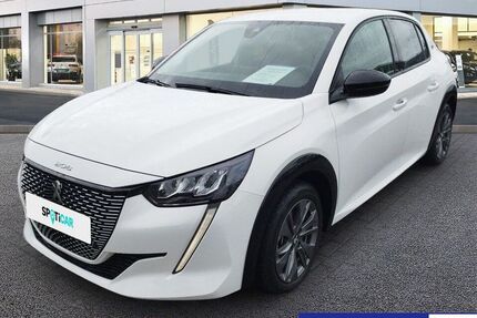 Peugeot 208 5.050 km 17.990 &euro; Berlin 12681