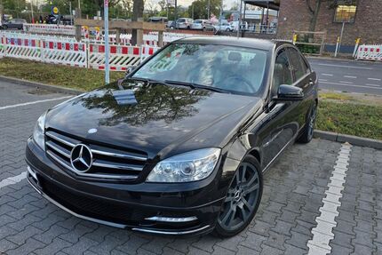 Mercedes-Benz C 250 171.000 km 7.200 &euro; Berlin 12099