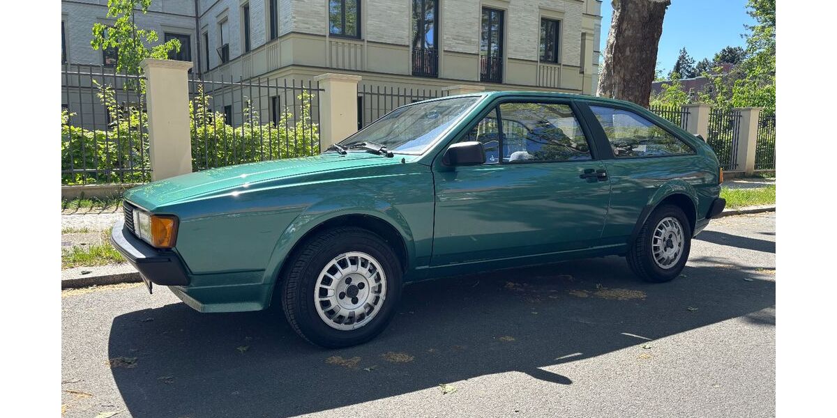 VW Scirocco 105.000 km 9.000 &euro; Berlin 10713