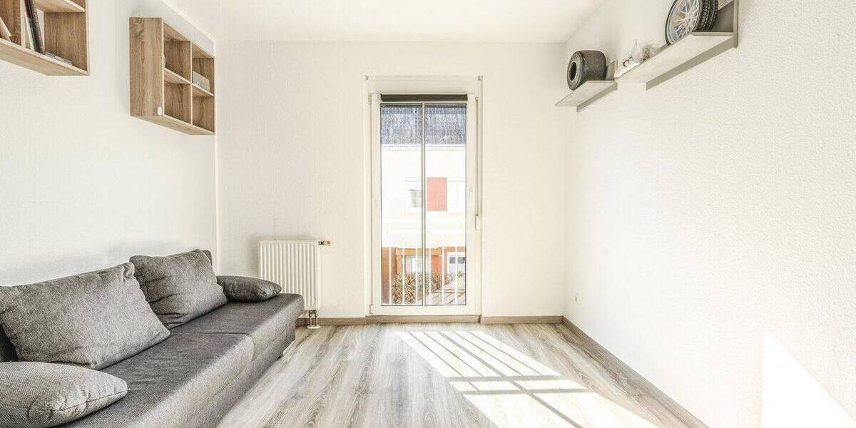 Reihenmittelhaus Ludwigsfelde - 5 Zimmer, 137 m&sup2;, 420.000&euro; | Angebot:26020578