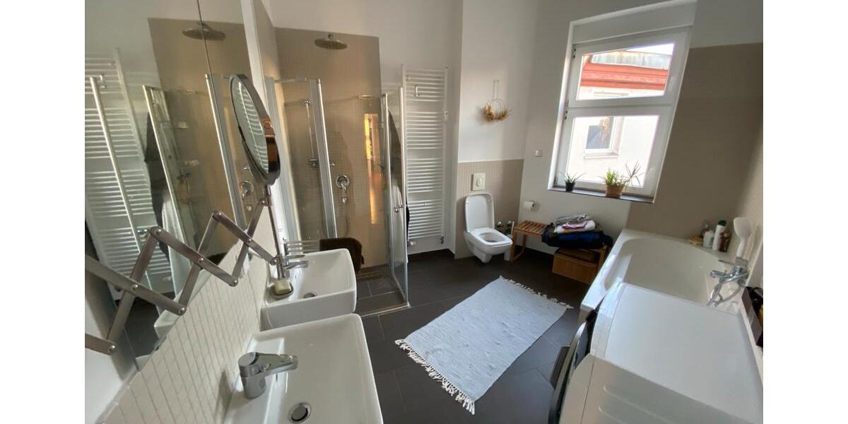 Dachgeschoßwohnung Berlin Friedrichshain-Kreuzberg - 3 Zimmer, 90 m&sup2;, 1.400&euro; | Angebot:25162045