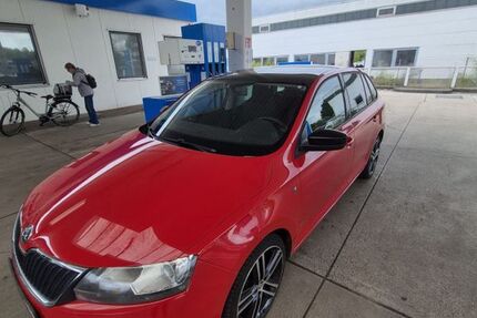 Skoda Rapid 94.000 km 8.990 &euro; Berlin 12555