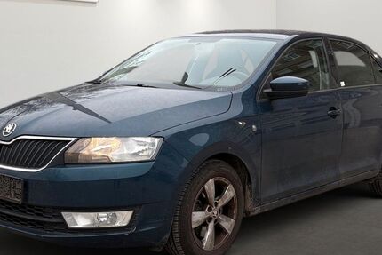 Skoda Rapid 187.012 km 4.499 &euro; Berlin 12681