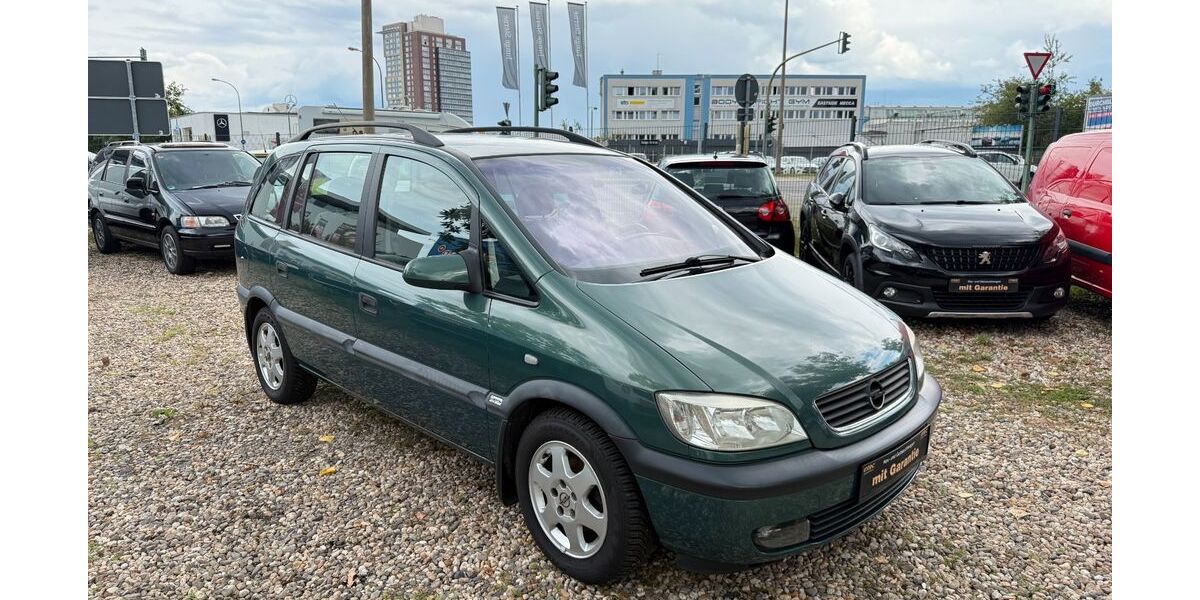 Opel Zafira 225.404 km 2.300 € Potsdam 14480
