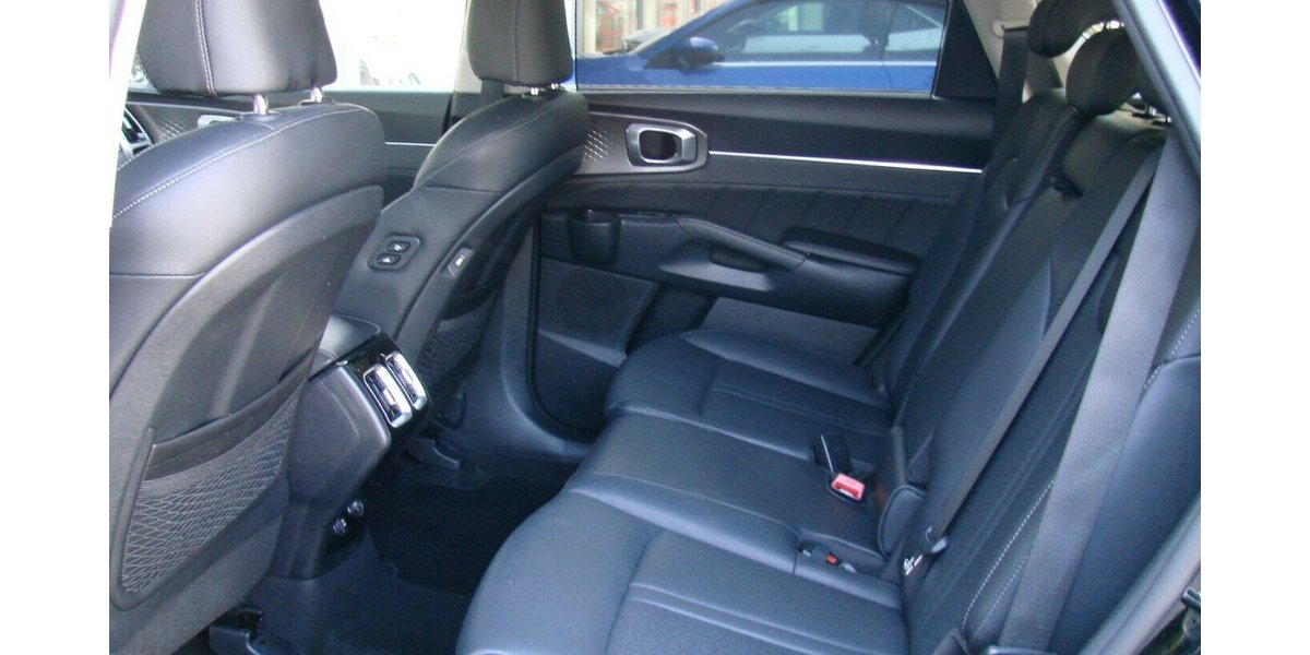 Kia Sorento 2.2CRDi Spirit 4WD 39.147 km 37.980 &euro; Falkensee 14612