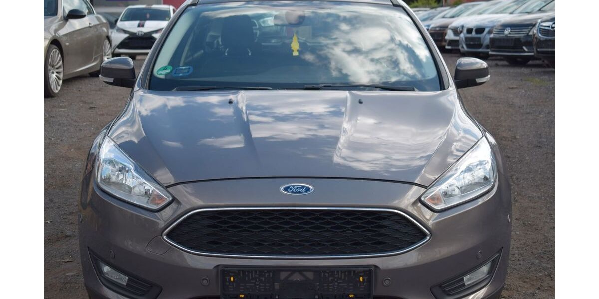 Ford Focus 161.000 km 4.999 &euro; Berlin 13597
