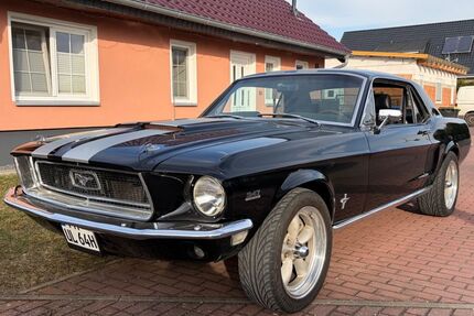 Ford Mustang 34.000 km 3.990 &euro; Kloster Lehnin 14797